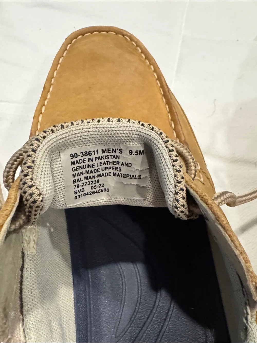 Dockers Men's Tan and Black Leather Boat Shoes